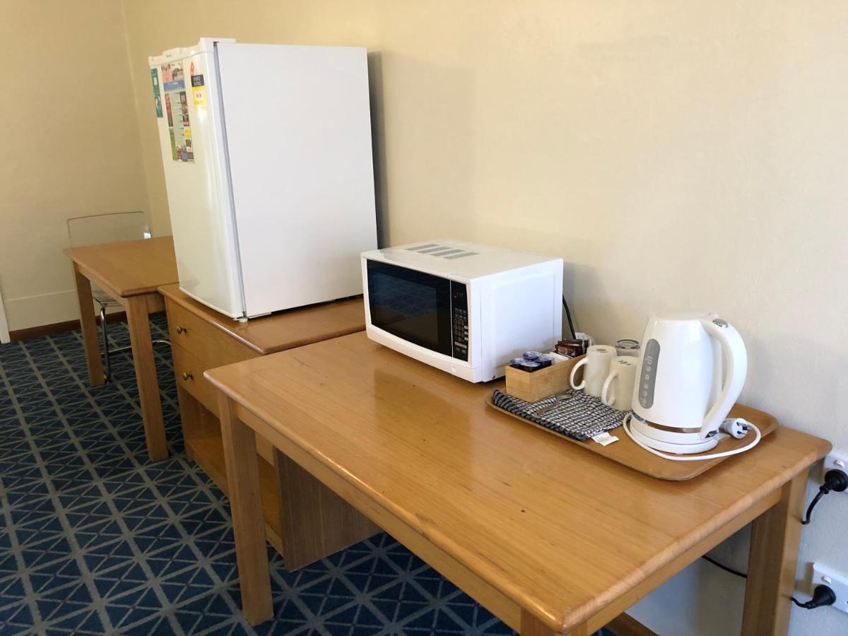 Canberra Lyneham Motor Inn Eksteriør bilde