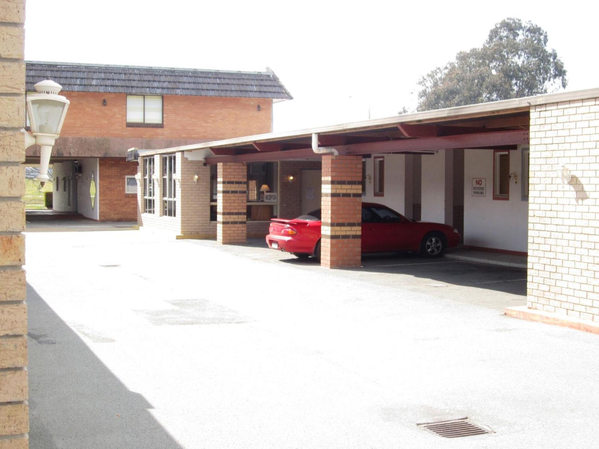 Canberra Lyneham Motor Inn Eksteriør bilde